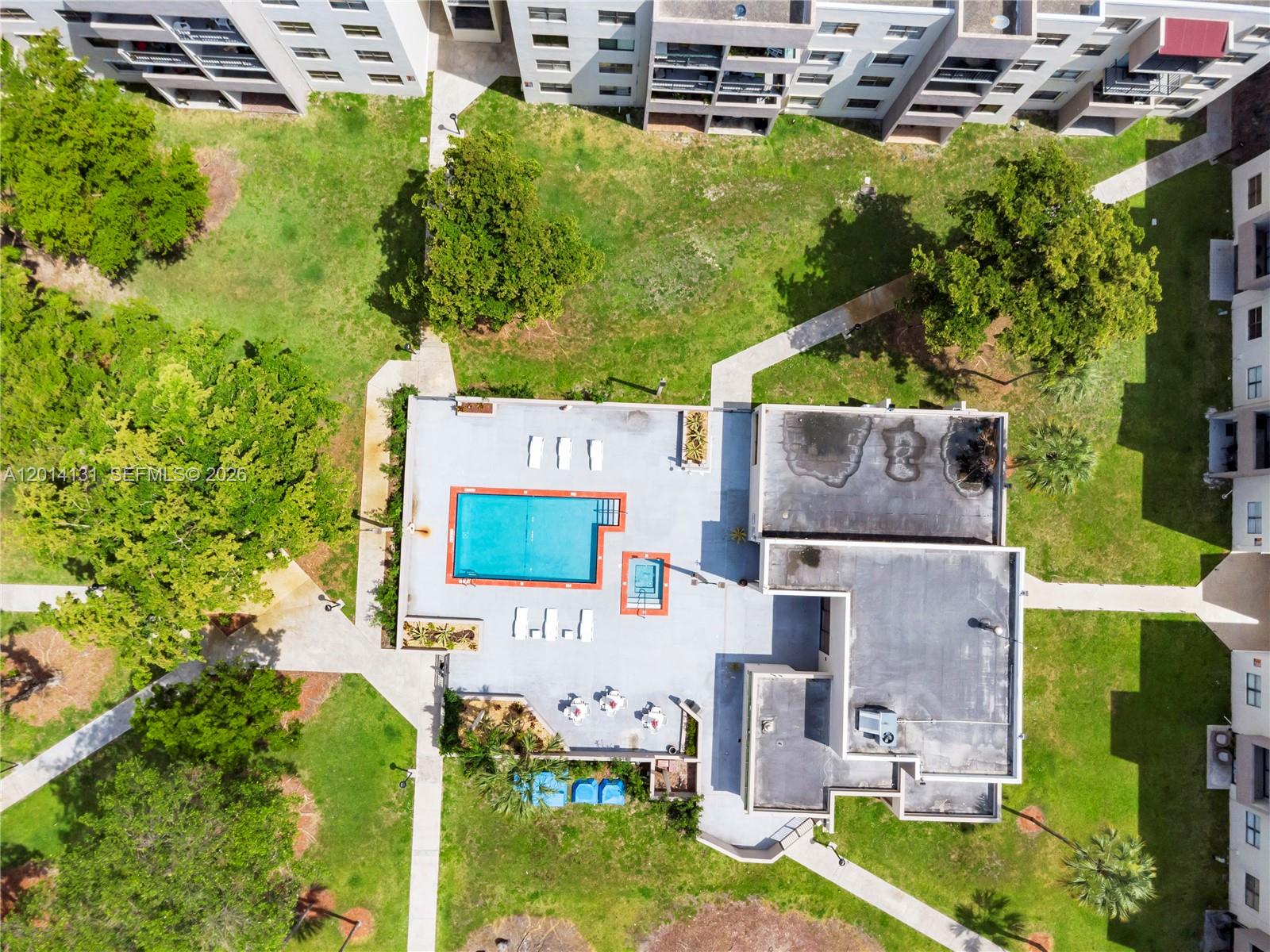PEPPERMILL KENDALE LKS W - Residential