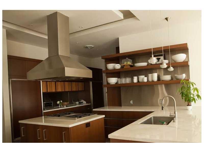 CORAL GABLES RIVIERA SEC - Residential