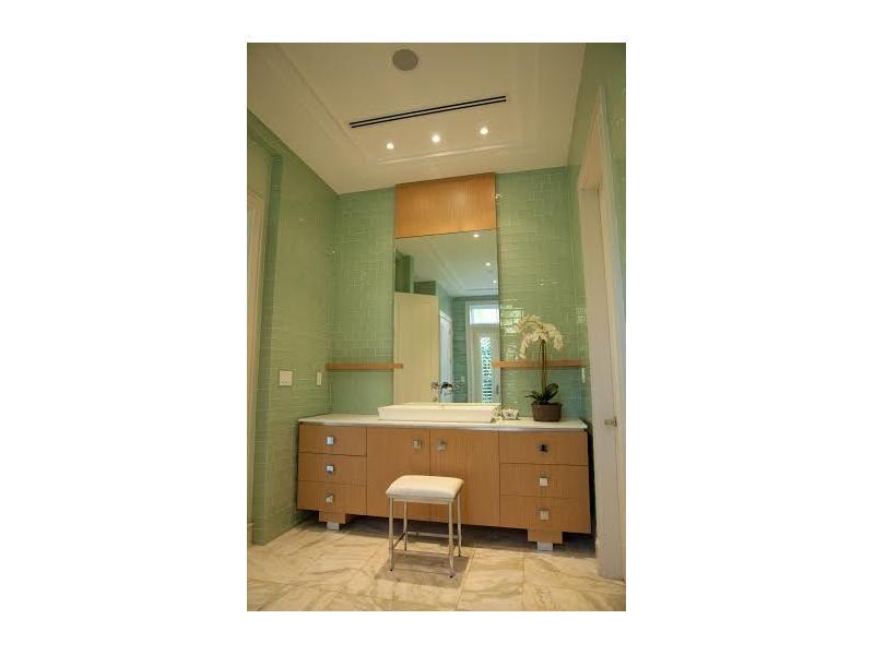 CORAL GABLES RIVIERA SEC - Residential