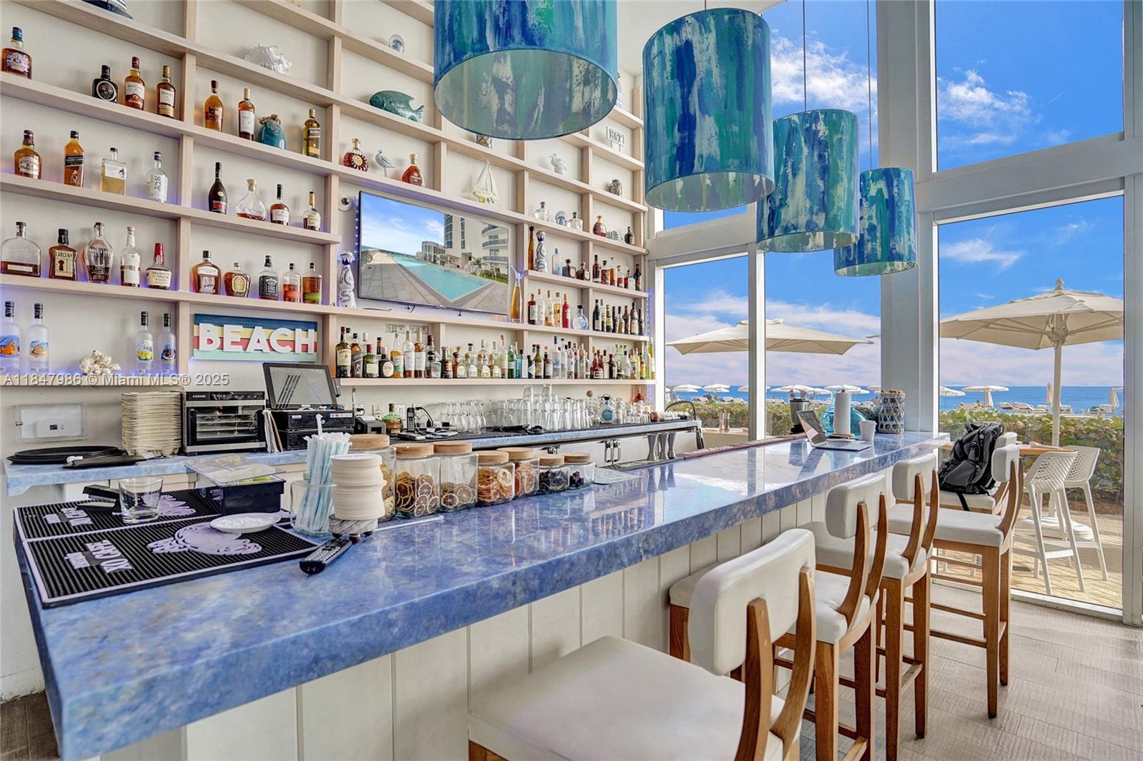 TDR TOWER II CONDO - Residential