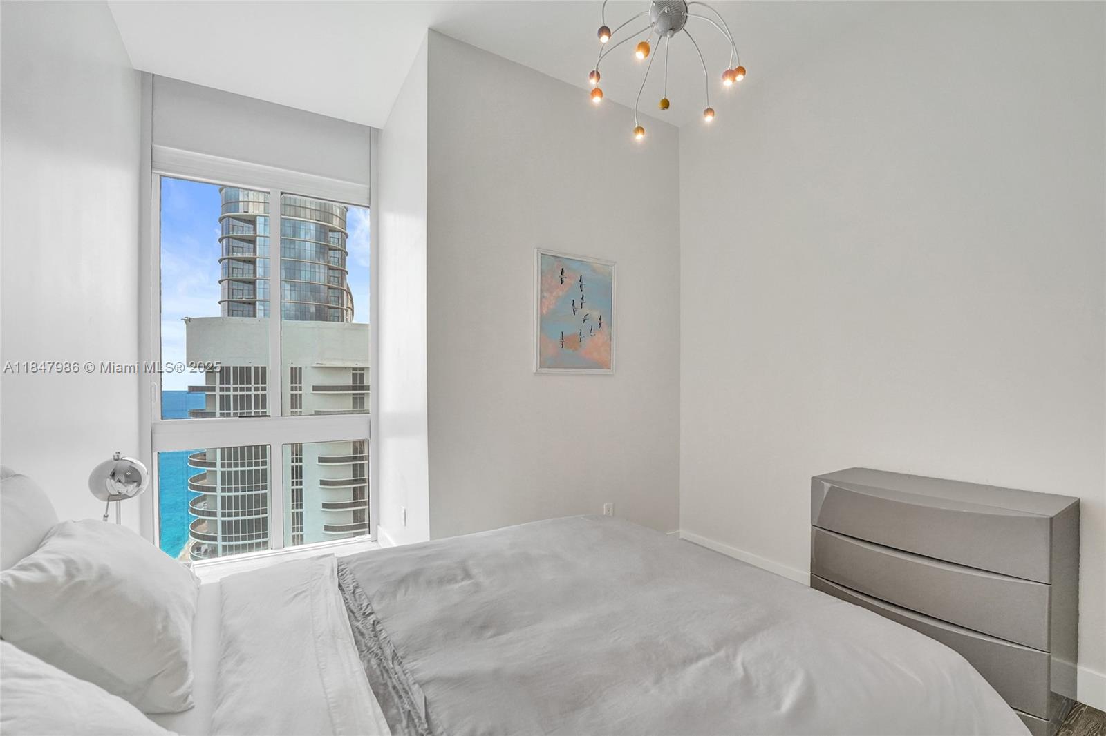 TDR TOWER II CONDO - Residential