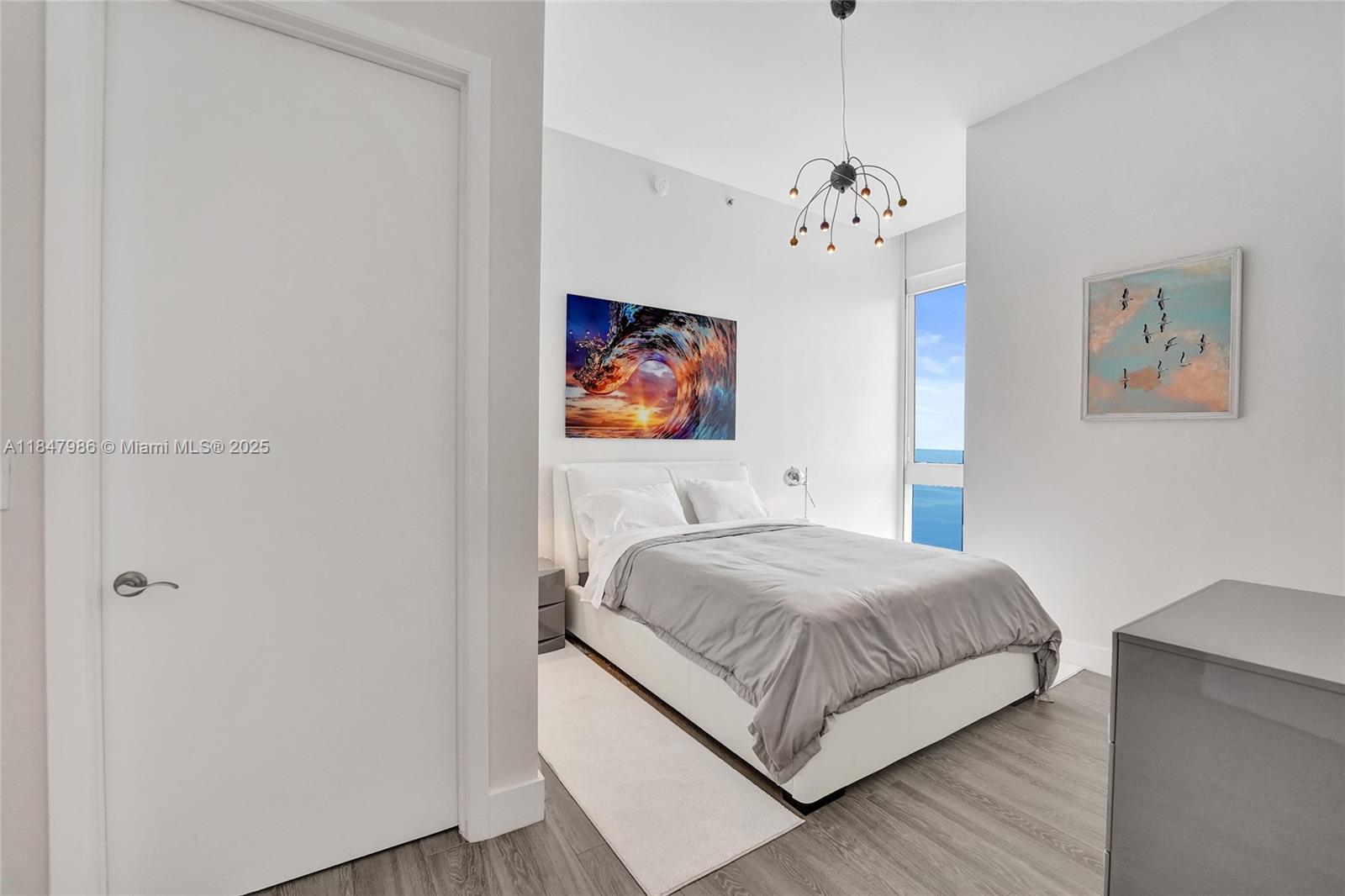 TDR TOWER II CONDO - Residential