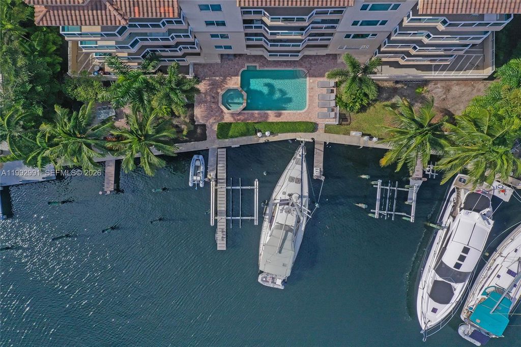 Photo of 516 Hendricks Isle #2C, Fort Lauderdale, FL 33301 (MLS # A11992991)