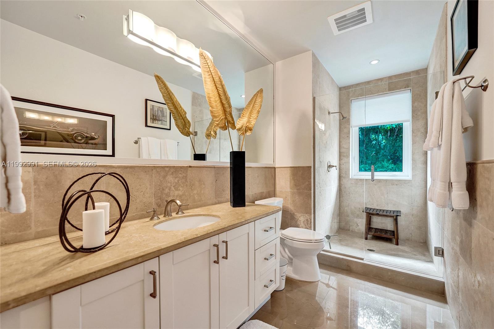 ARIA AT LAS OLAS CONDO - Residential