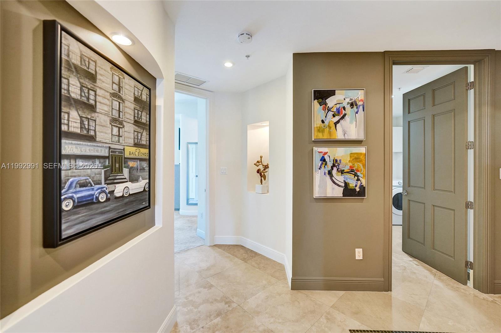 ARIA AT LAS OLAS CONDO - Residential