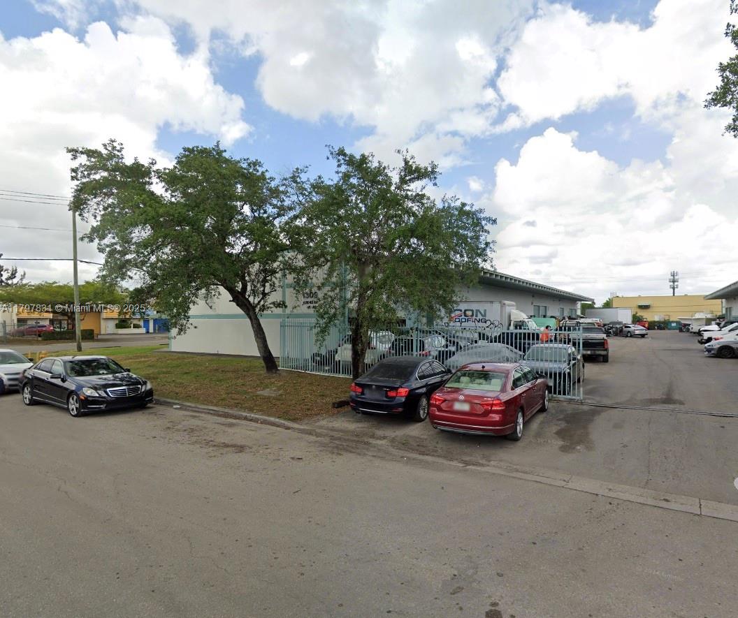 Versatile Industrial Warehouse in Opa-Locka!
This well-maintained warehouse features 1,160 sq. ft. of ground-level space plus an additional 500 sq. ft. second-floor unit set up as a 2-bed, 1-bath apartment with laminate wood floors, a kitchen, and laundry area—ideal for office use or on-site living. The warehouse includes a 5-ton A/C system, electric 20-ft roll-up door, half bathroom, and a security camera system. HOA is just $197/month and covers water, trash, exterior maintenance, and roof maintenance. A smart choice for business owners or investors seeking a flexible space in a thriving location.