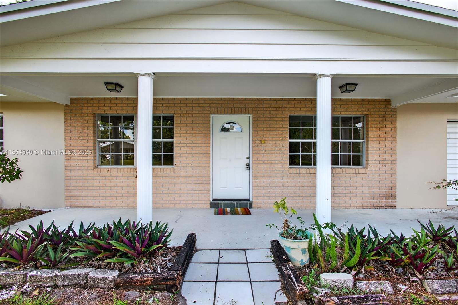 7107 Penny Ln