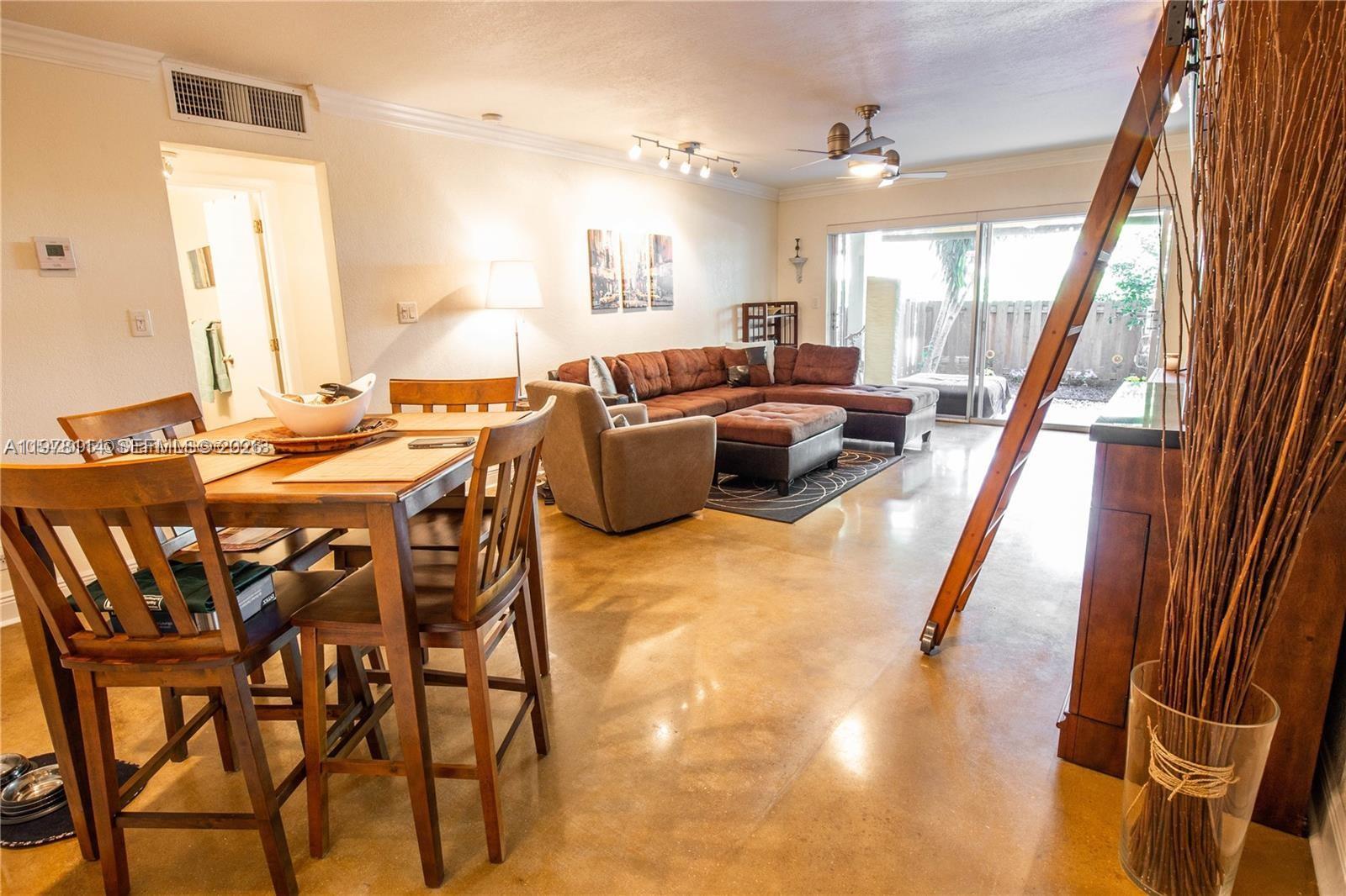 CARAVEL CONDOMINIUM APART - Residential Lease