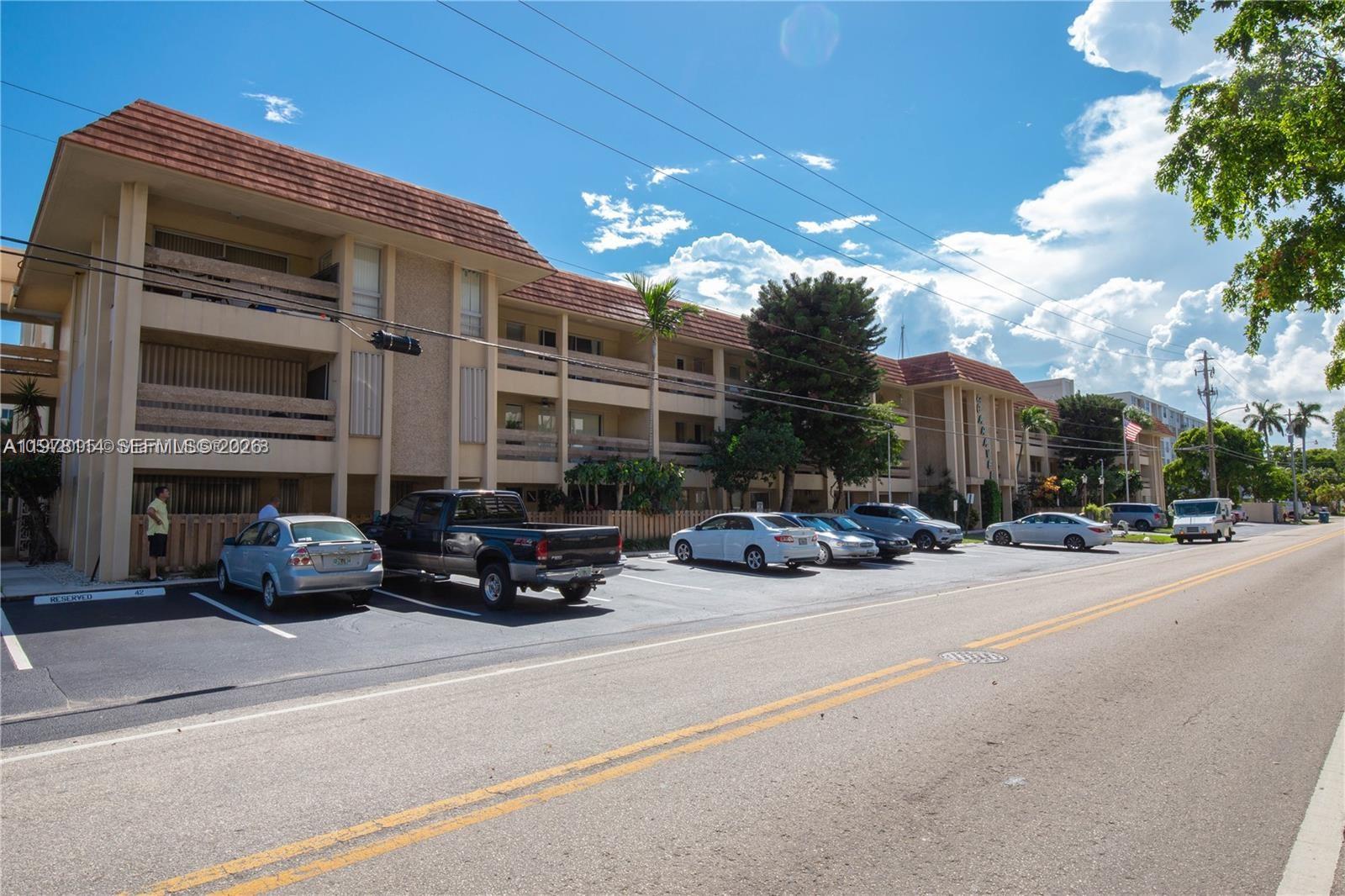 CARAVEL CONDOMINIUM APART - Residential Lease