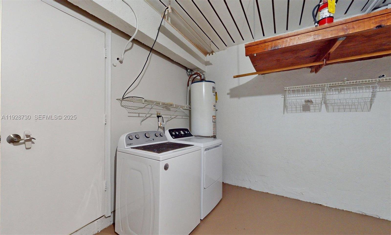 GREENGLADES CONDO NO 10 - Residential