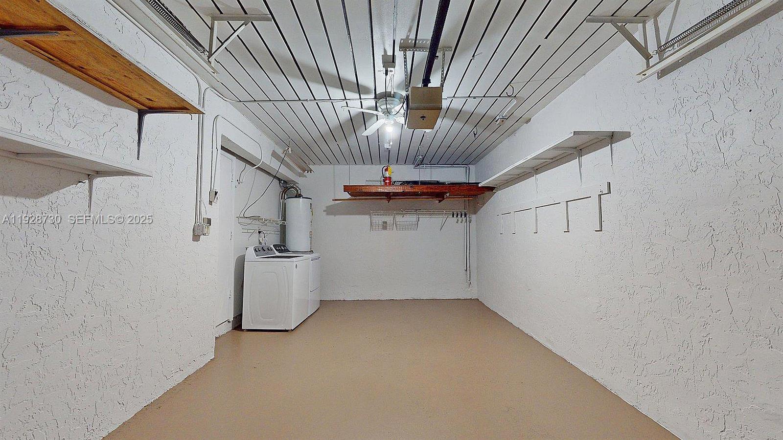 GREENGLADES CONDO NO 10 - Residential