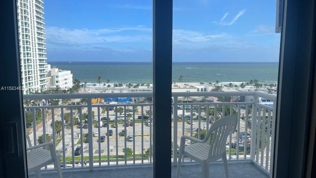 LEISURE BEACH CONDO - Residential