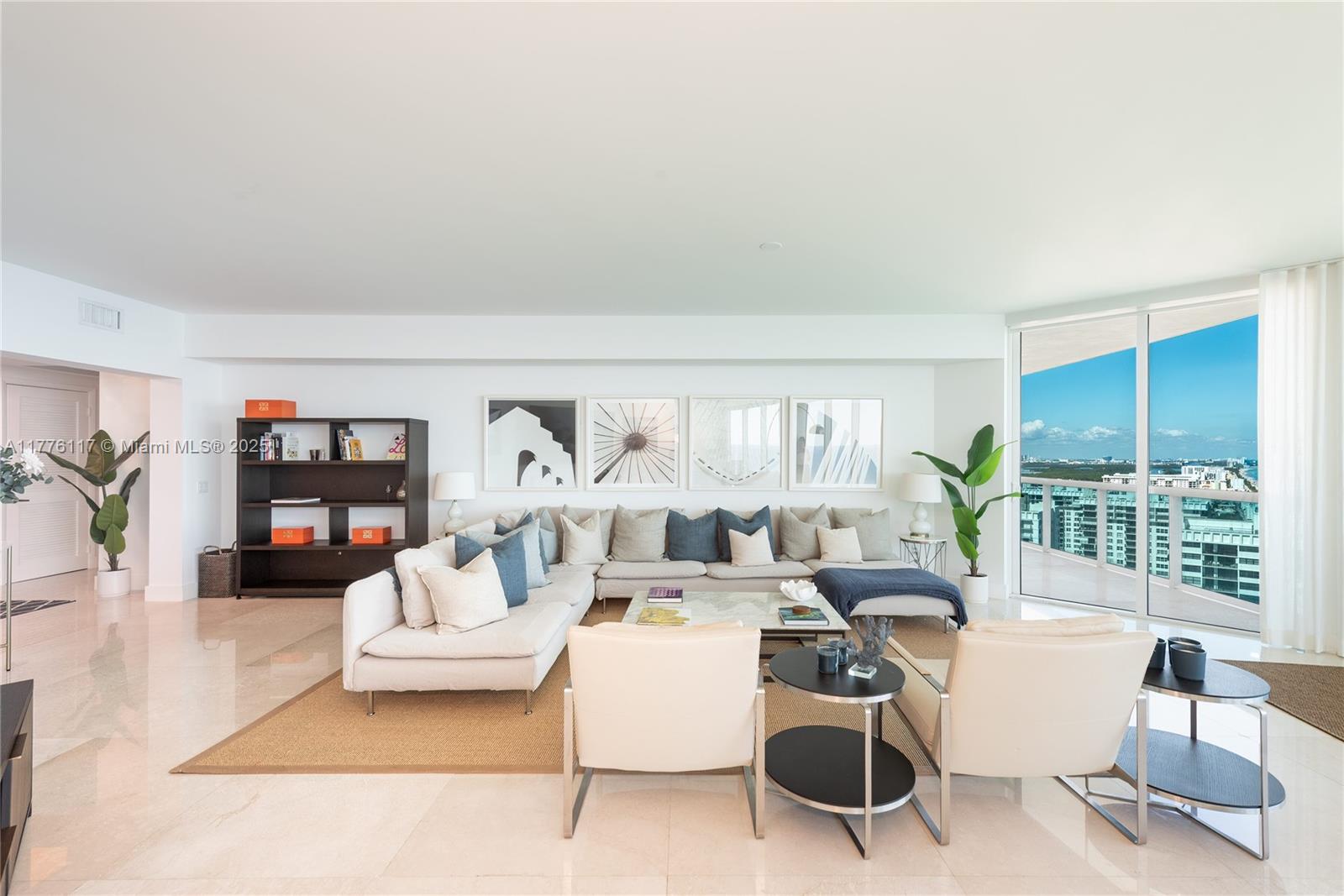 2711 HOLLYWOOD BEACH COND - Residential Lease