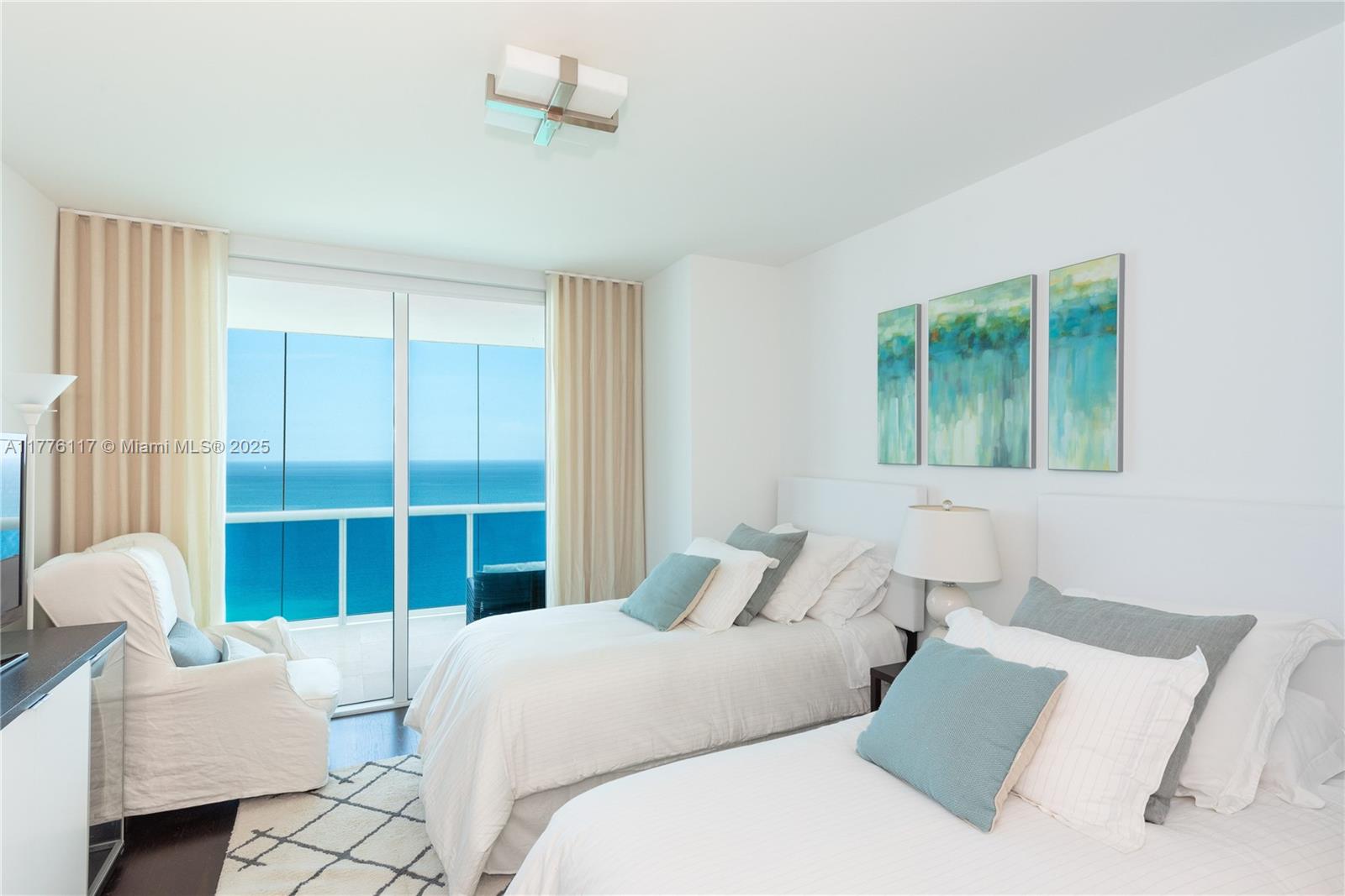 2711 HOLLYWOOD BEACH COND - Residential Lease