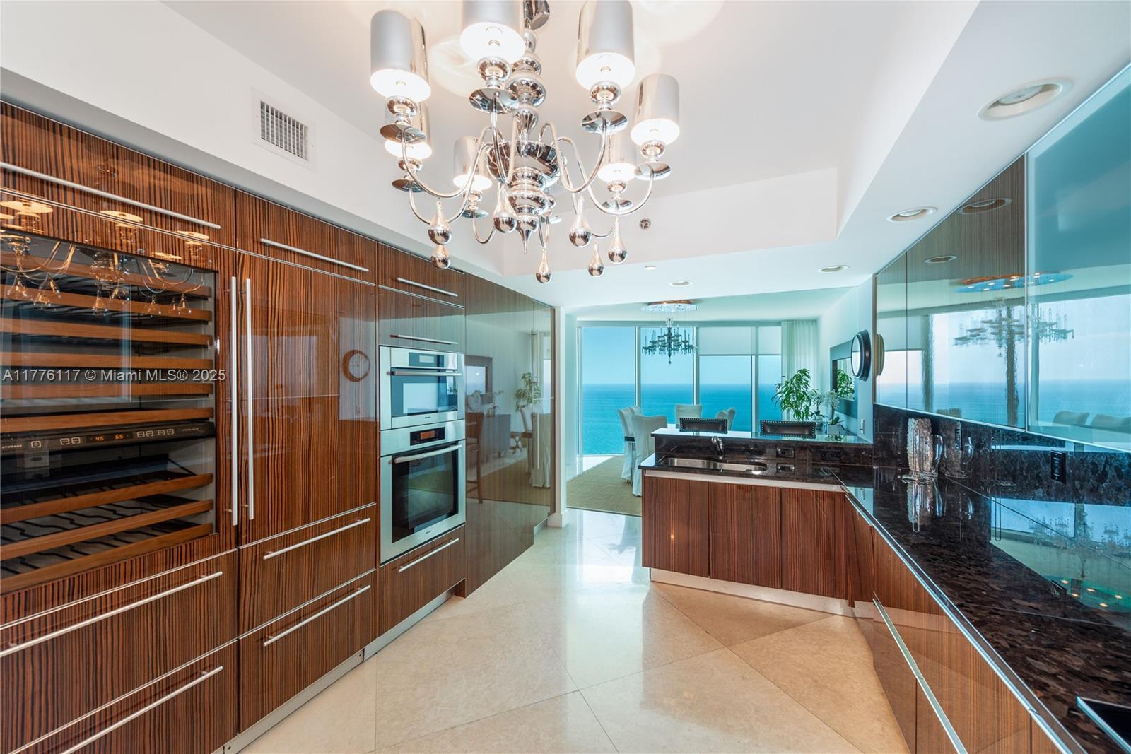 2711 HOLLYWOOD BEACH COND - Residential Lease