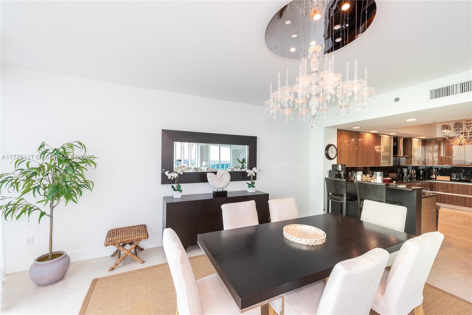 2711 HOLLYWOOD BEACH COND - Residential Lease