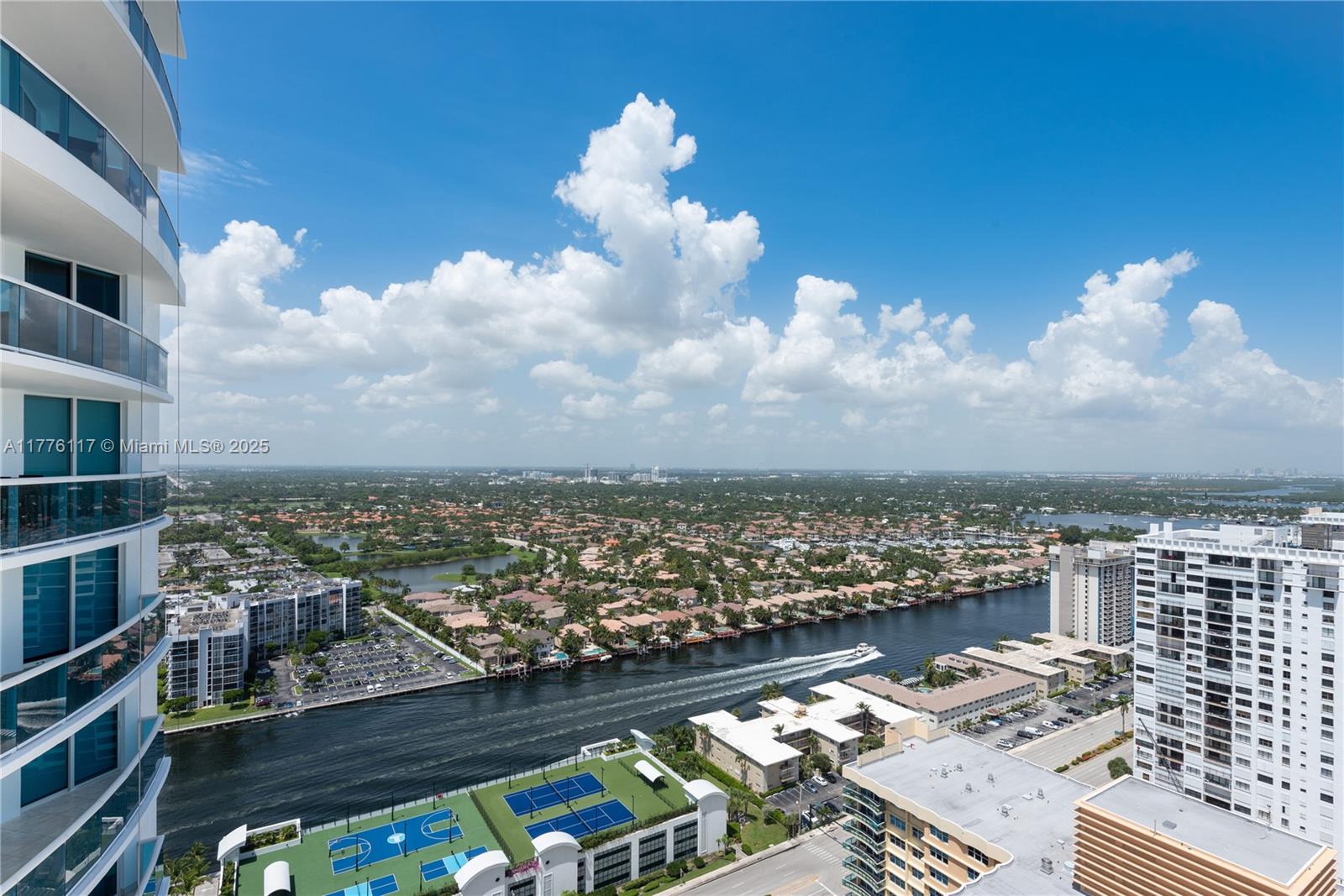 2711 HOLLYWOOD BEACH COND - Residential Lease