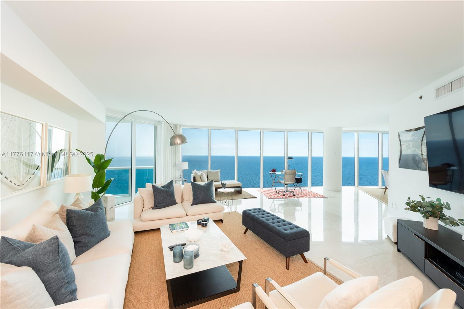 2711 HOLLYWOOD BEACH COND - Residential Lease