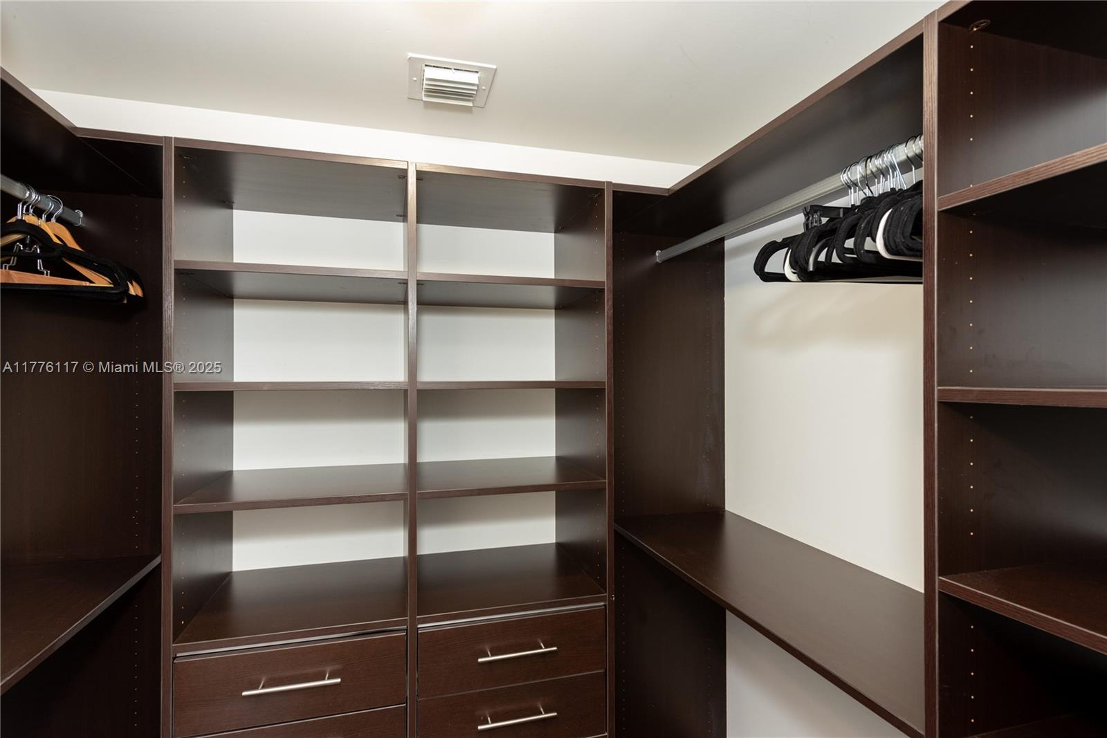 2711 HOLLYWOOD BEACH COND - Residential Lease