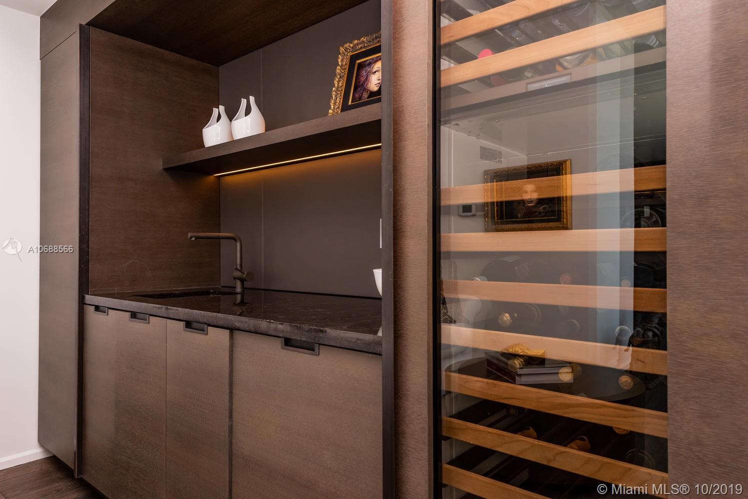 JADE RESIDENCES AT BRICKEL - Residential