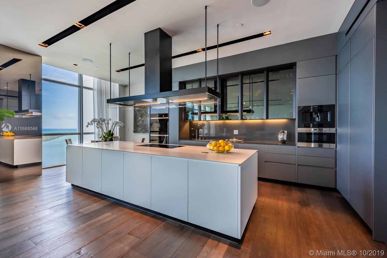 JADE RESIDENCES AT BRICKEL - Residential