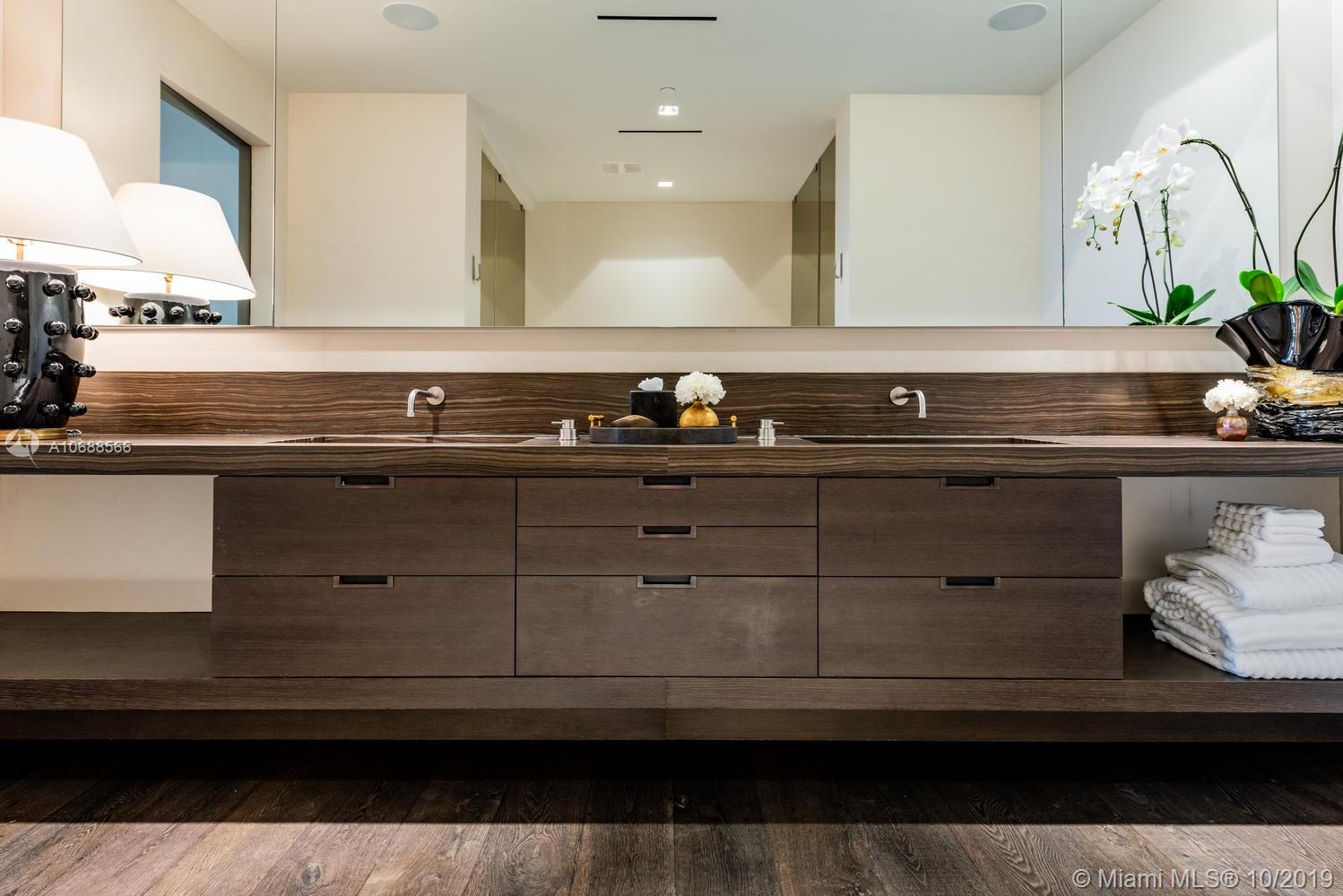 JADE RESIDENCES AT BRICKEL - Residential