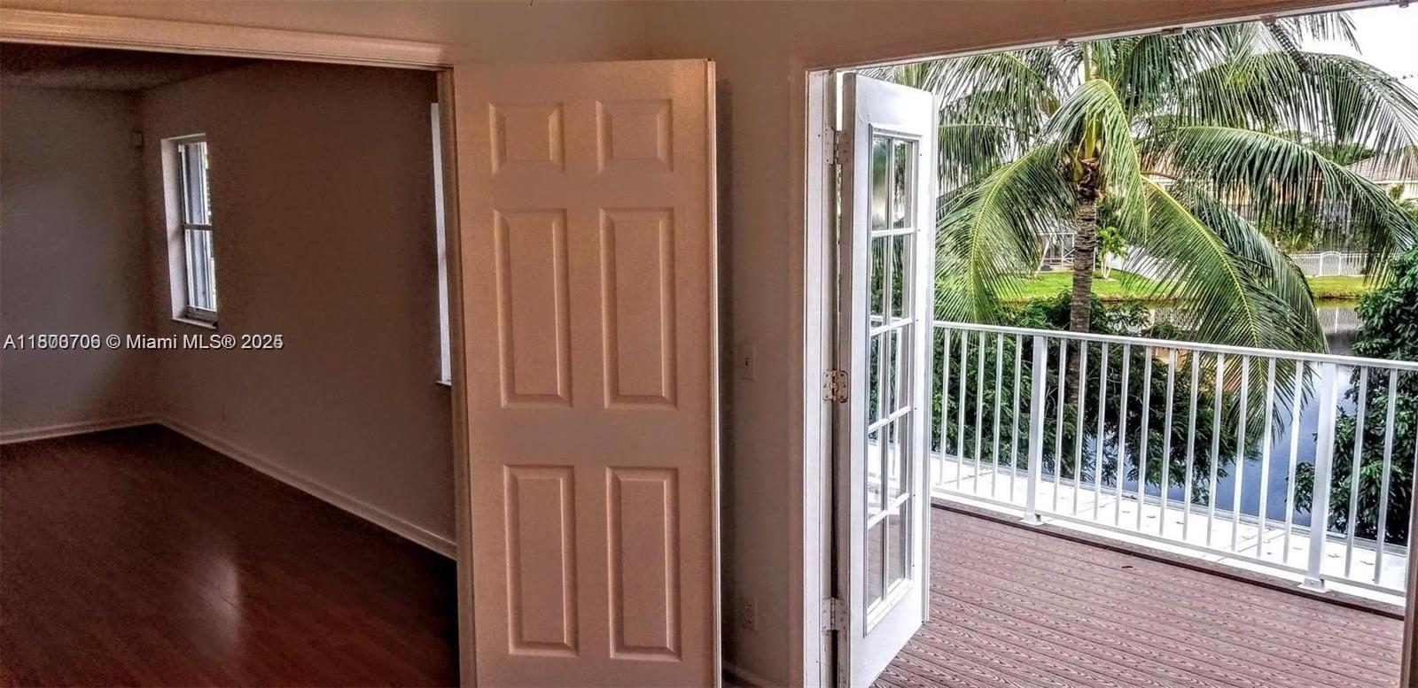 5728 Descartes Cir 1