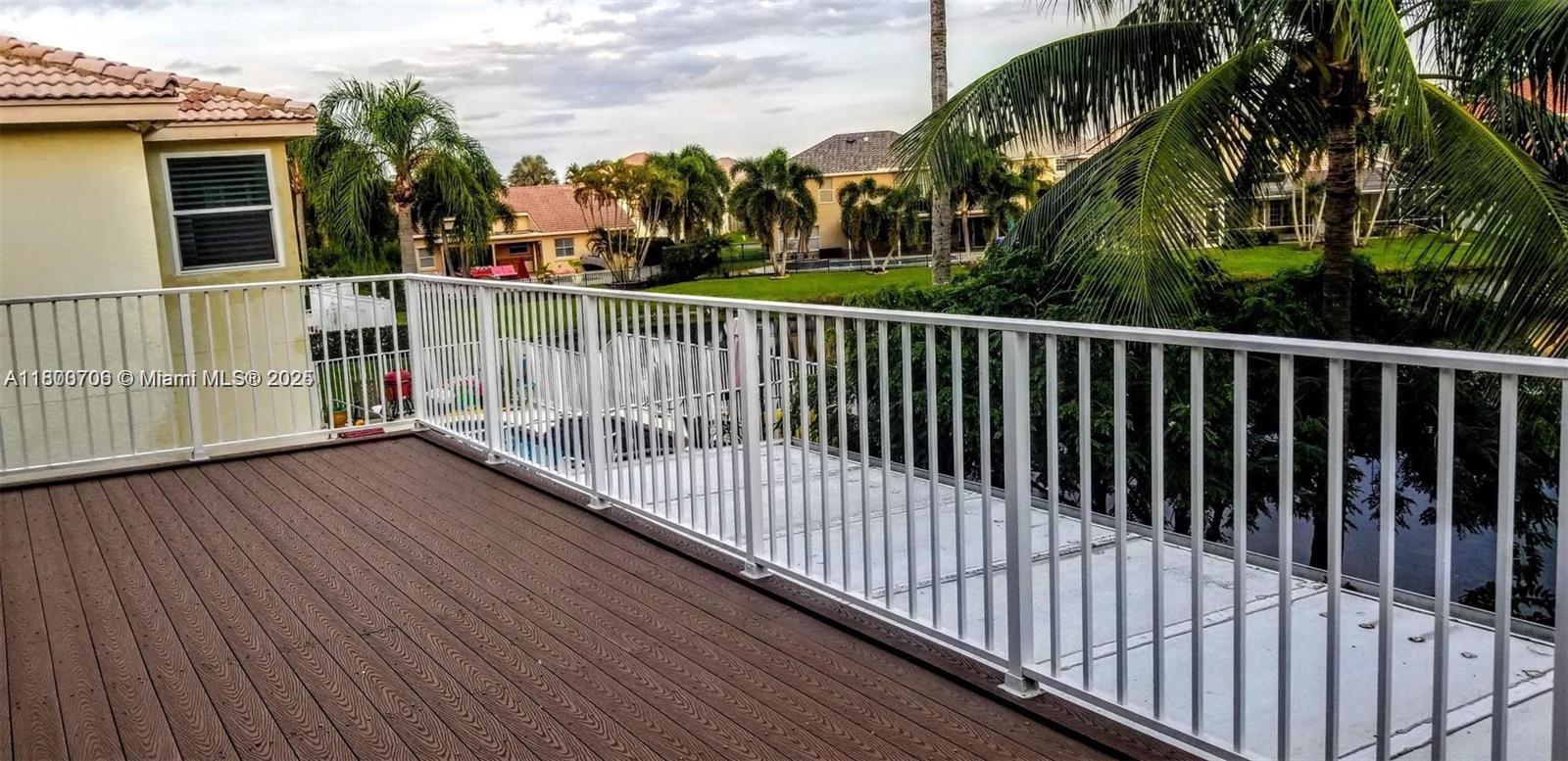RAINBOW LAKES TR A - Residential Lease