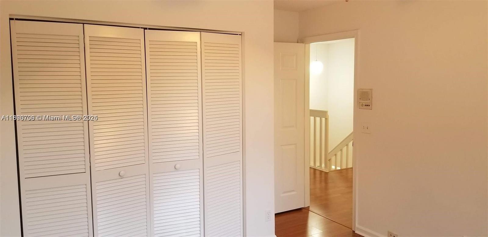 RAINBOW LAKES TR A - Residential Lease