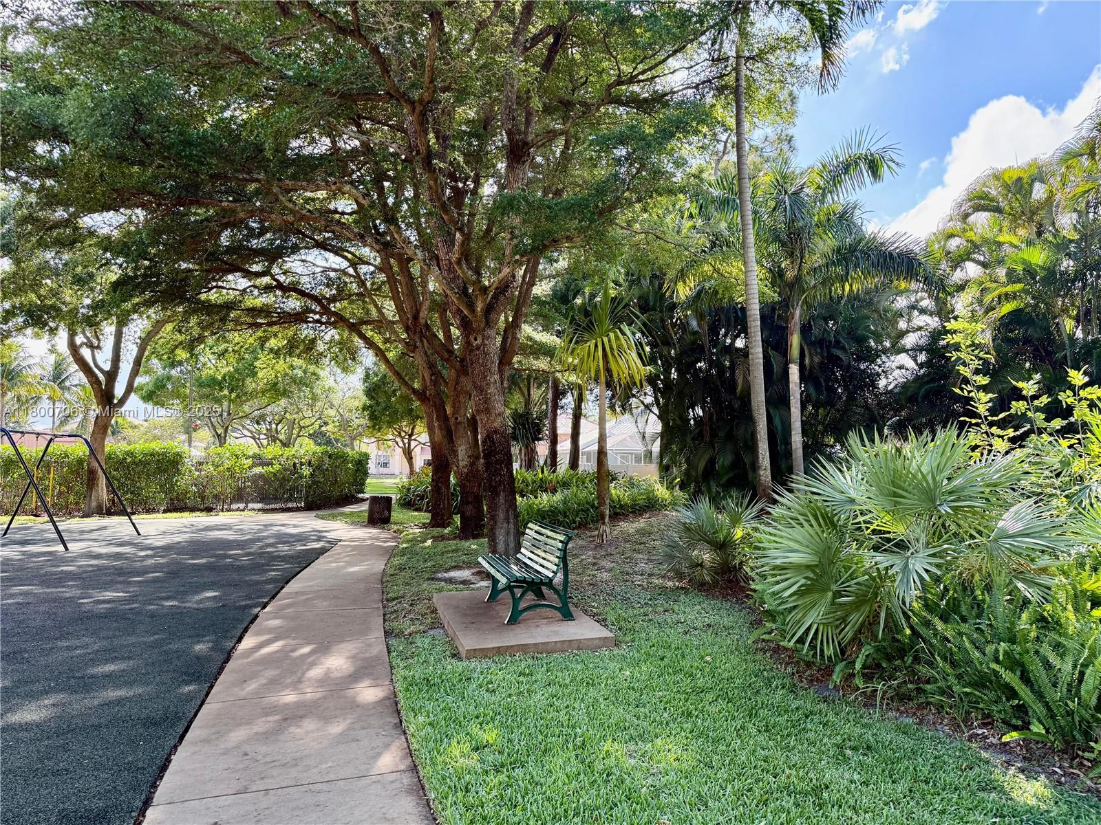 RAINBOW LAKES TR A - Residential Lease