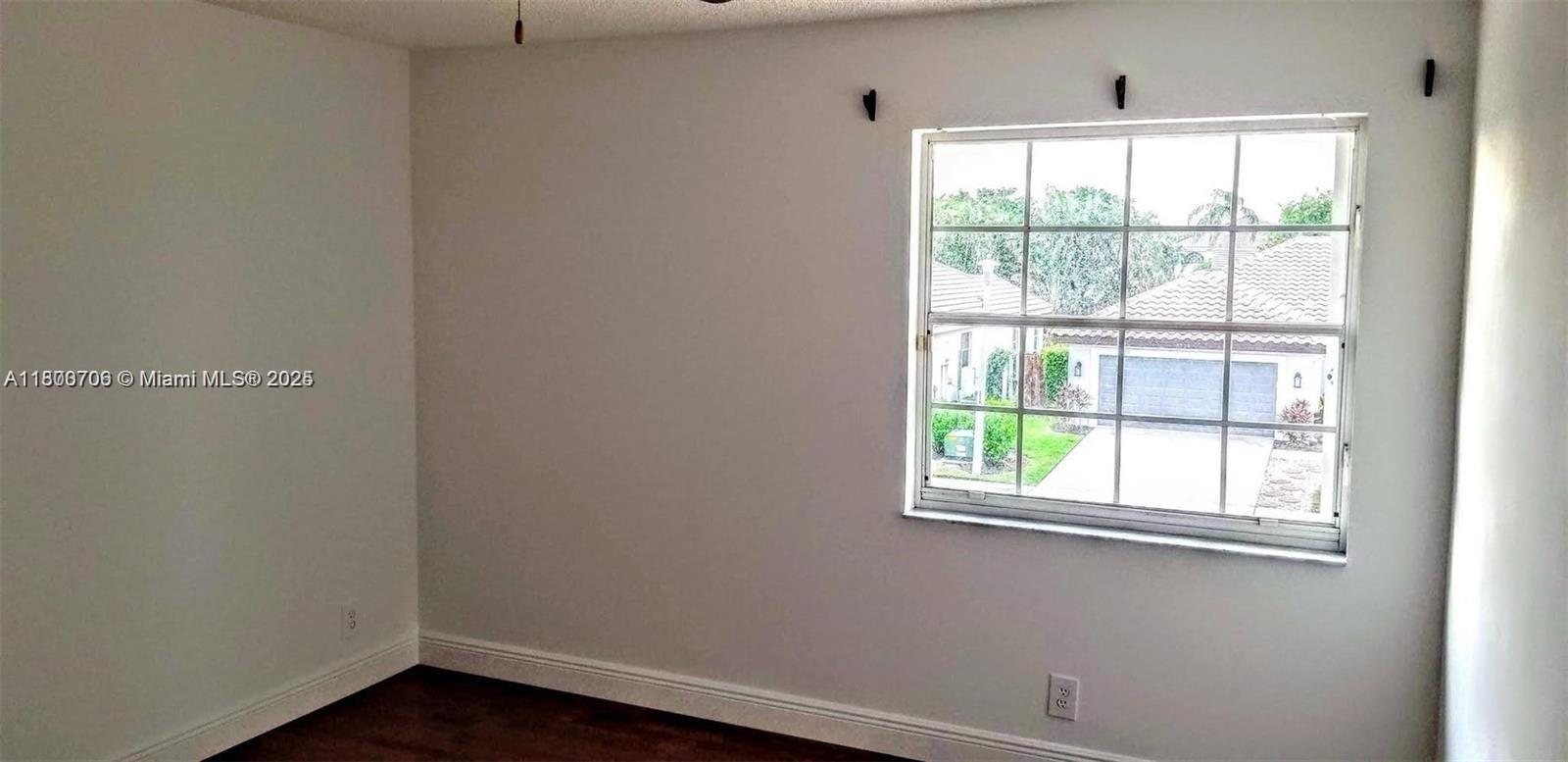 RAINBOW LAKES TR A - Residential Lease