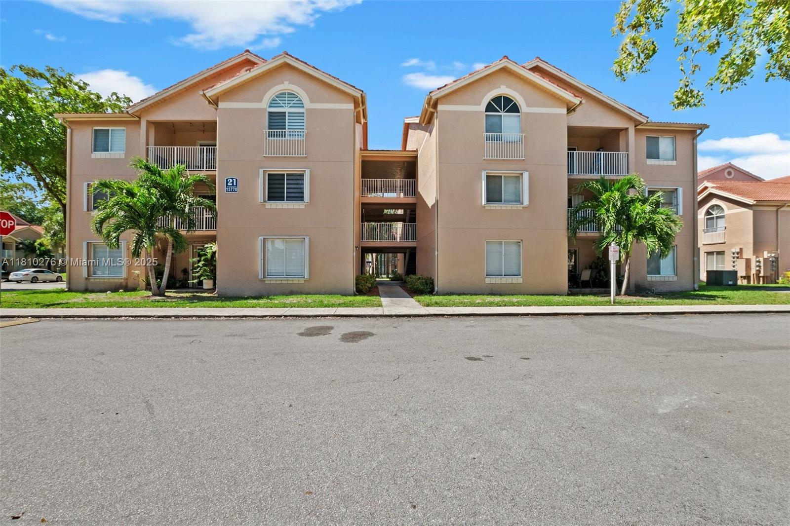 Rental Property at 15770 Sw 104th Ter 301, Miami, Broward County, Florida - Bedrooms: 3 
Bathrooms: 2  - $2,700 MO.