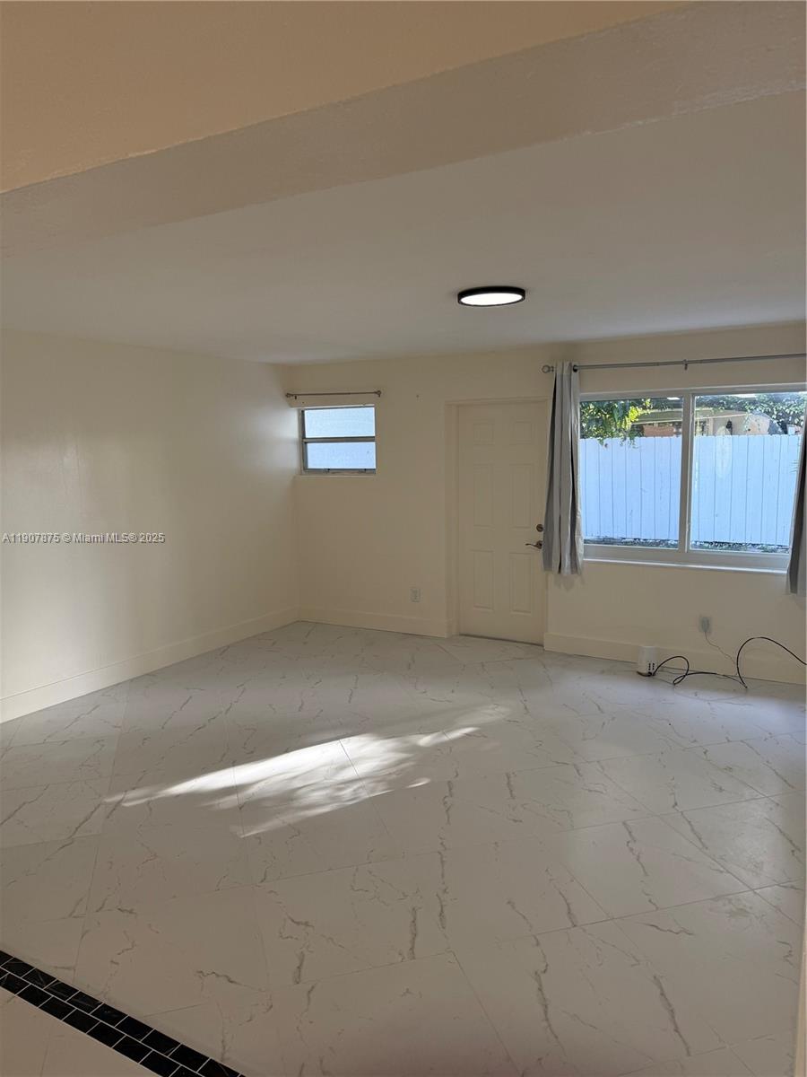 4TH ADDN TO PALM SPRINGS - Residential Lease