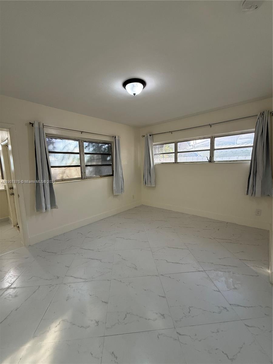 4TH ADDN TO PALM SPRINGS - Residential Lease