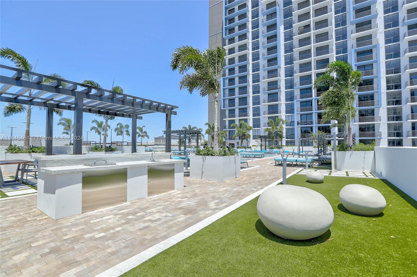 5350 PARK CONDO - Residential Lease