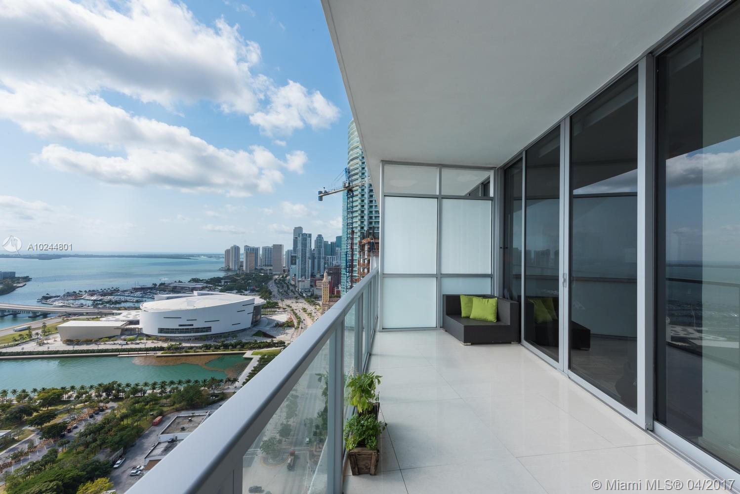 MARQUIS RESIDENCES - Residential Lease