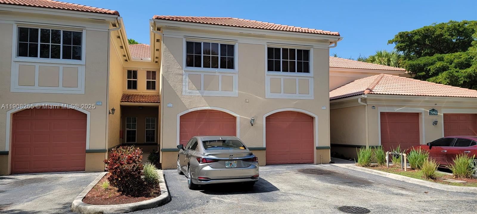 AVENTINE AT MIRAMAR BLDG - Residential Lease