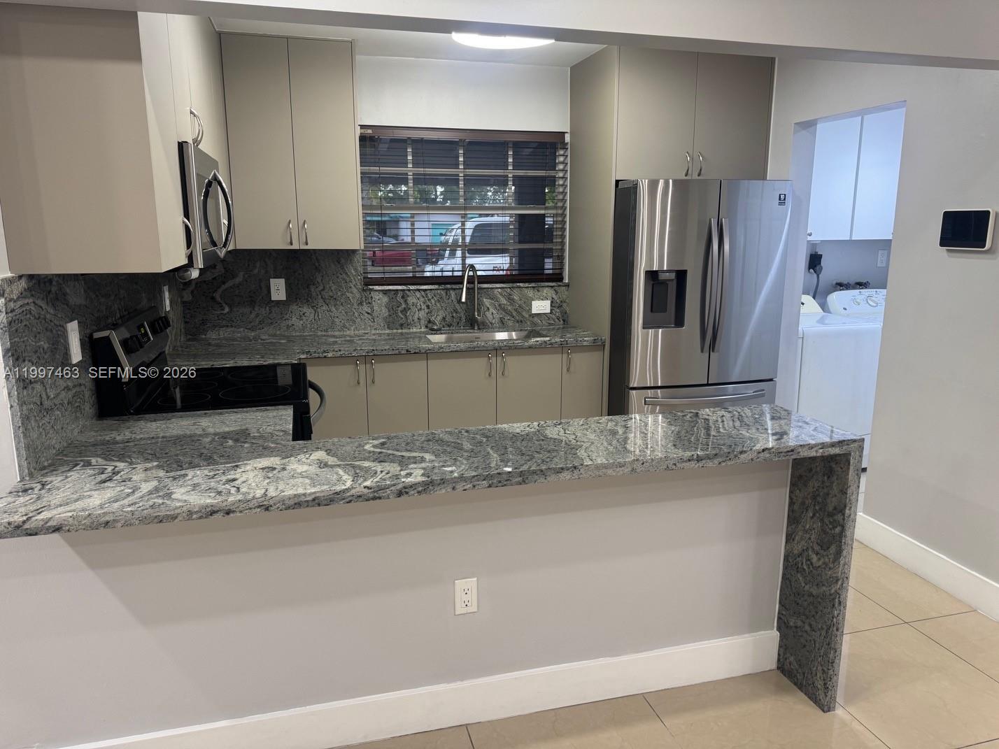 MIRAMAR SEC 6 - Residential Lease