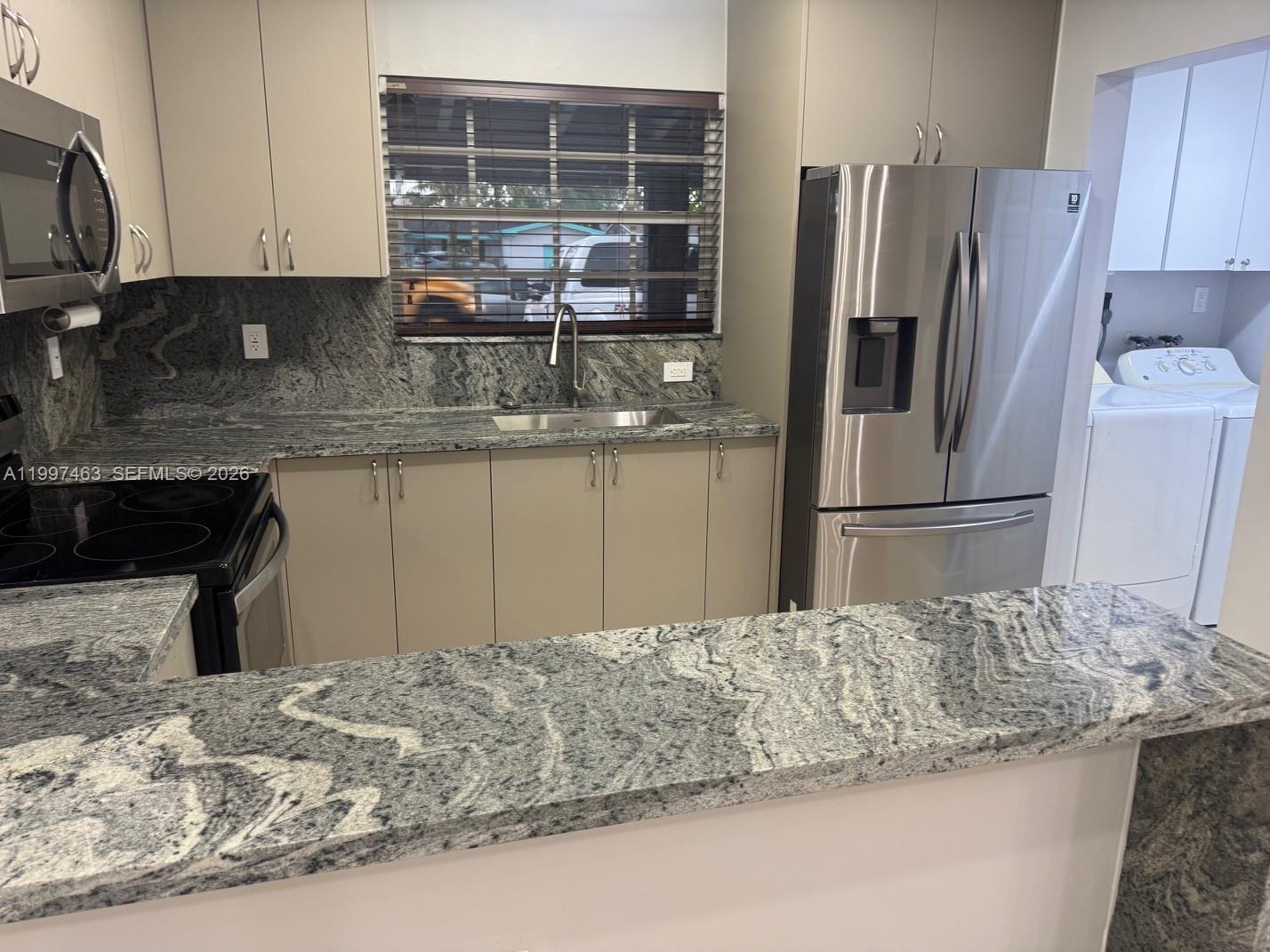 MIRAMAR SEC 6 - Residential Lease