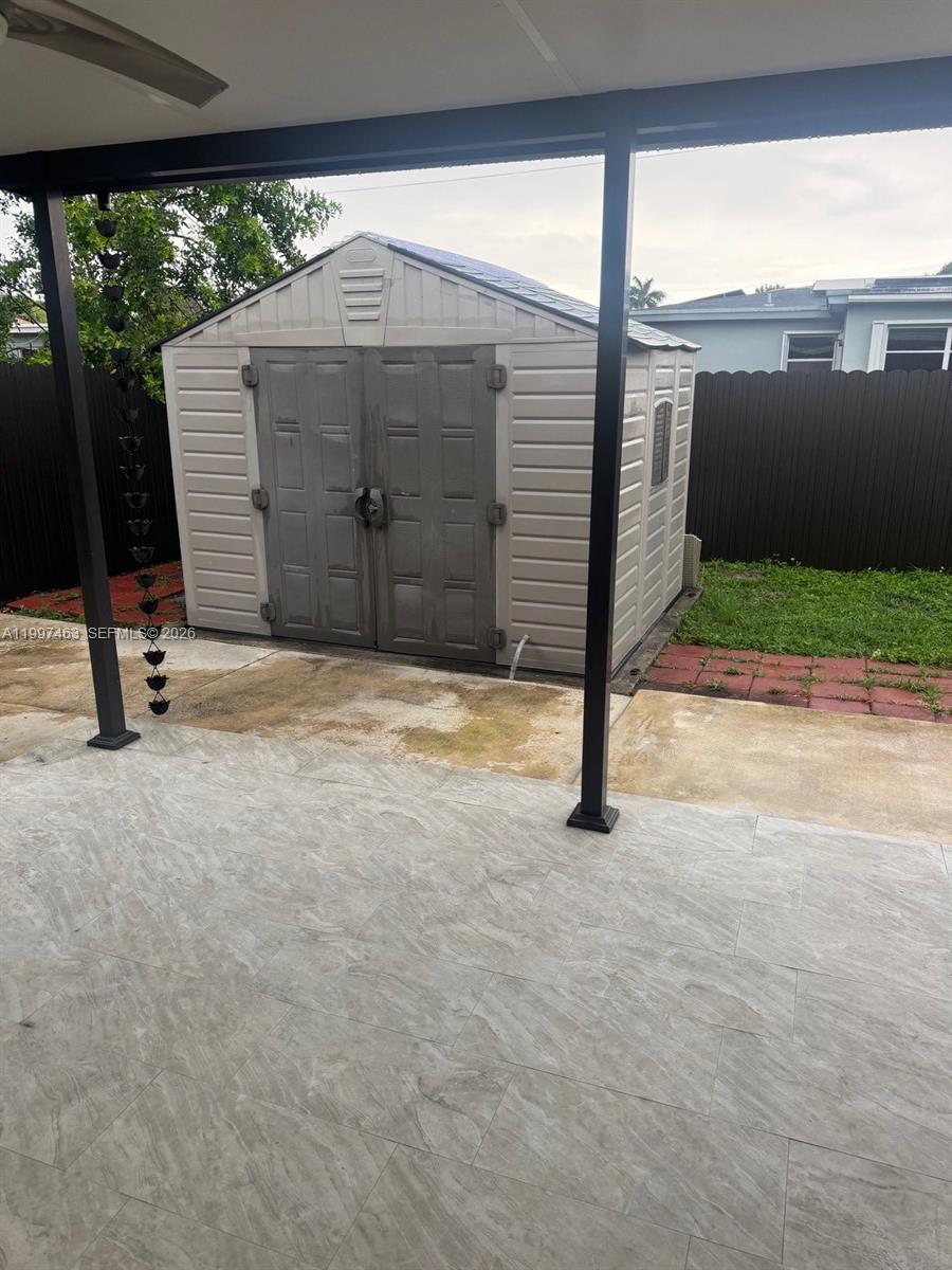 MIRAMAR SEC 6 - Residential Lease