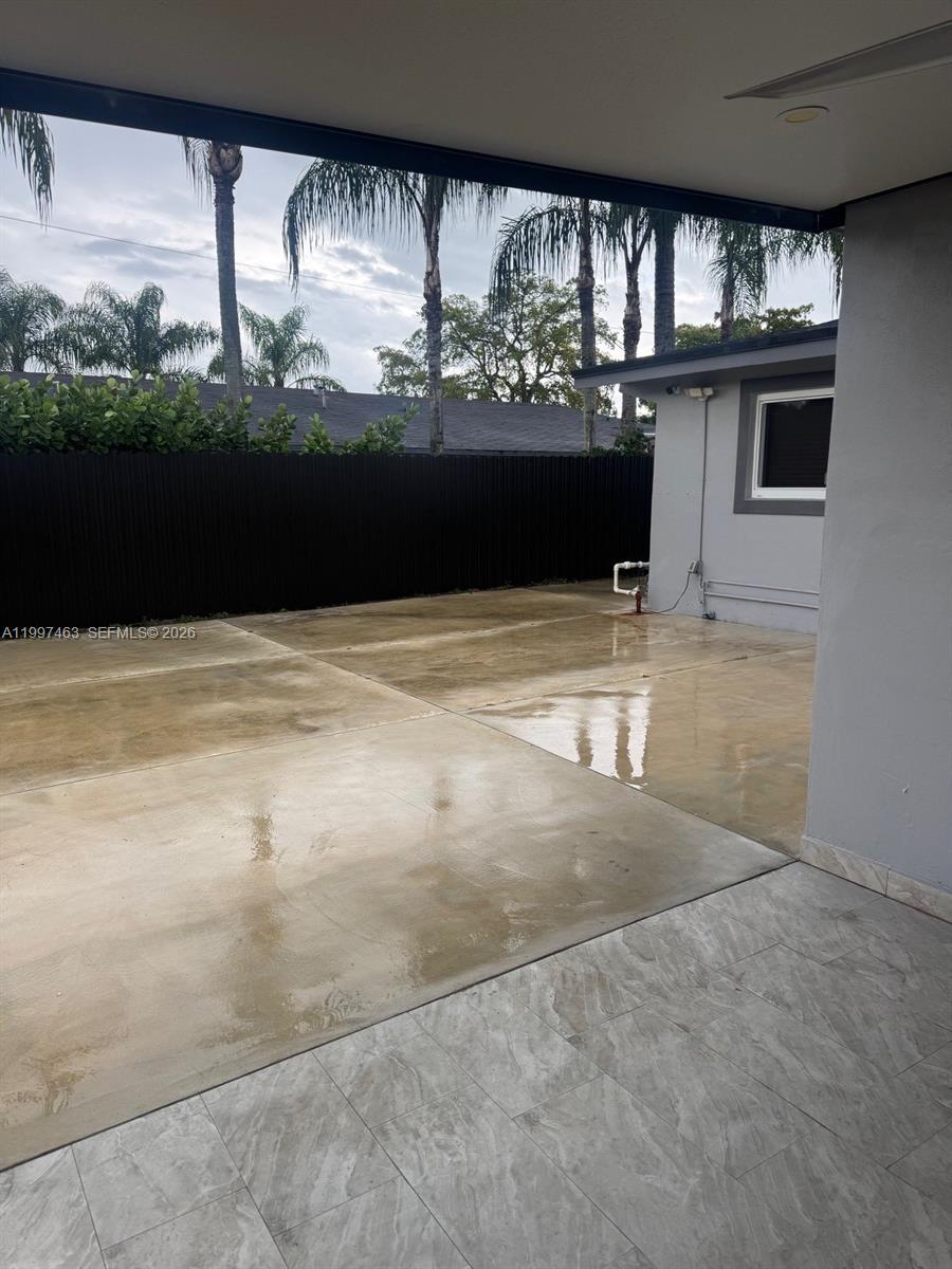 MIRAMAR SEC 6 - Residential Lease