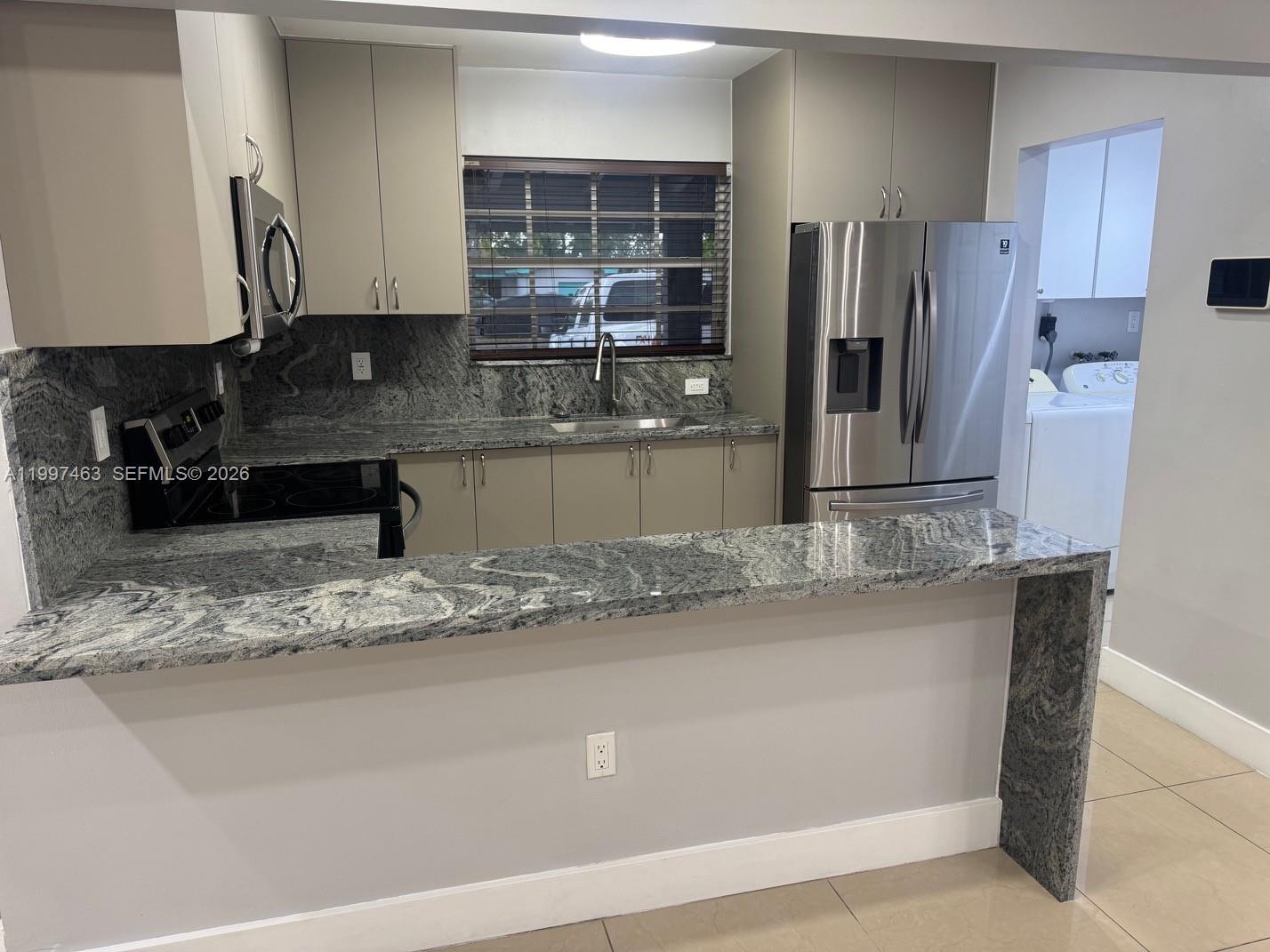 MIRAMAR SEC 6 - Residential Lease