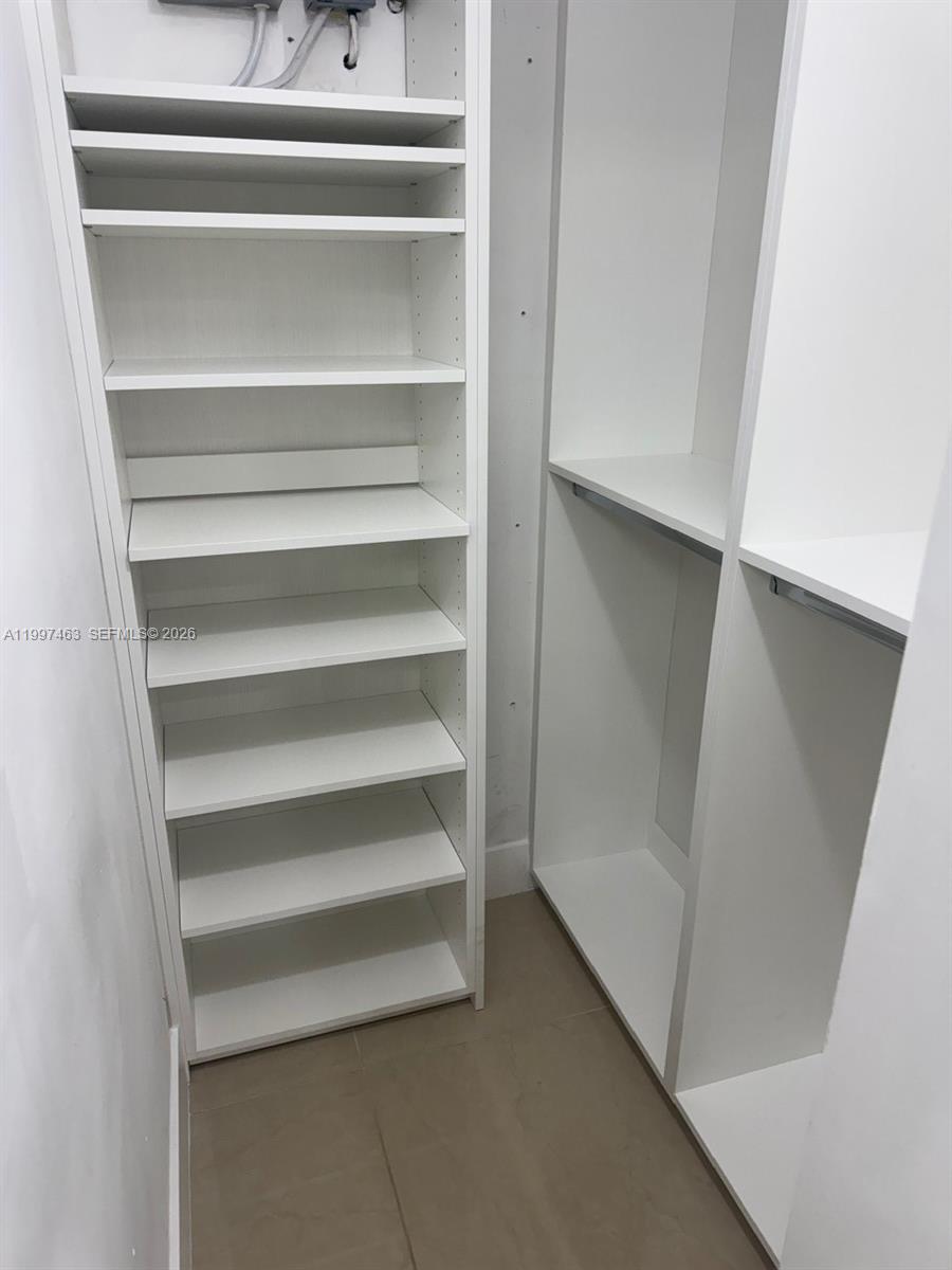 MIRAMAR SEC 6 - Residential Lease