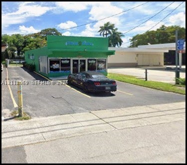 Photo of 3030 Johnson St, Hollywood, FL 33021 (MLS # A12112069)