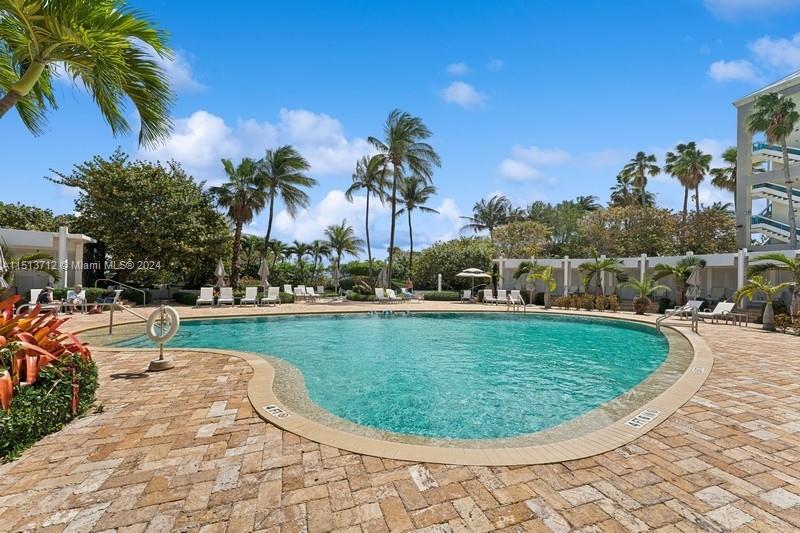 CRYSTAL HOUSE CONDO - Residential