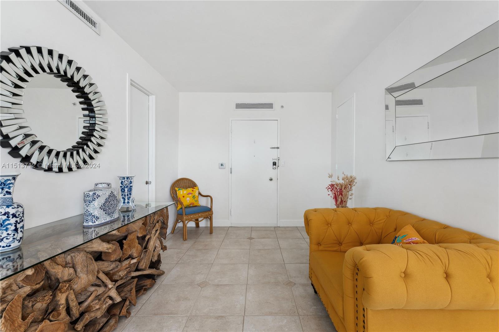 CRYSTAL HOUSE CONDO - Residential