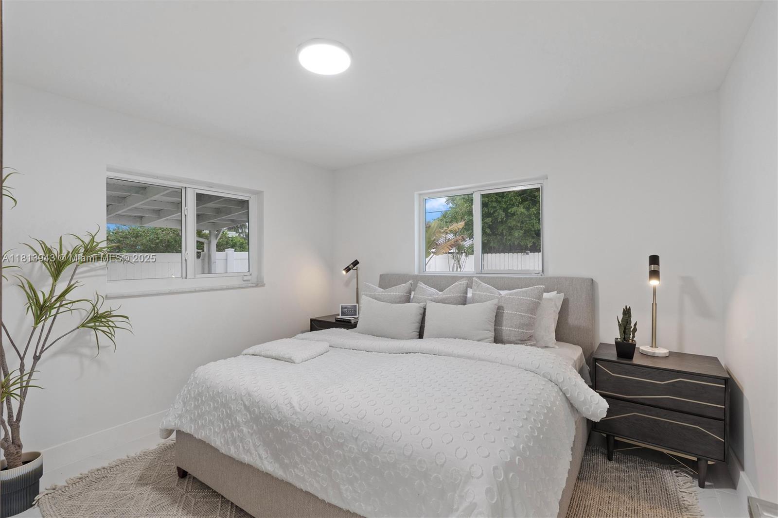 TROPIC PALMS 2 - Residential
