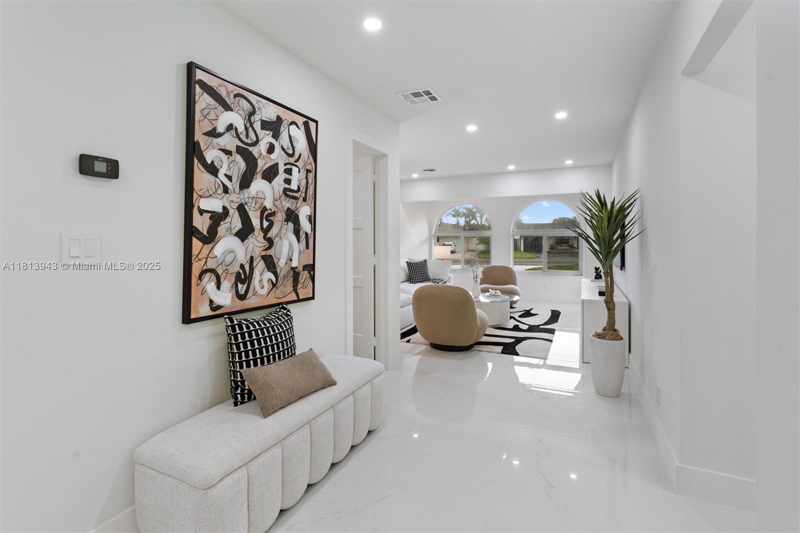 TROPIC PALMS 2 - Residential
