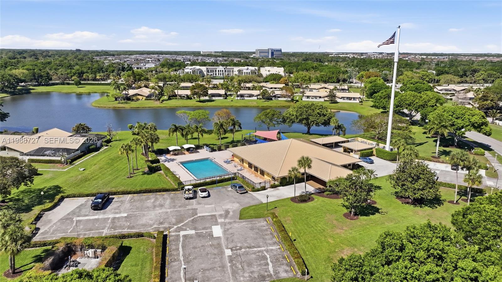 WESTWOOD GARDENS 2 - Residential