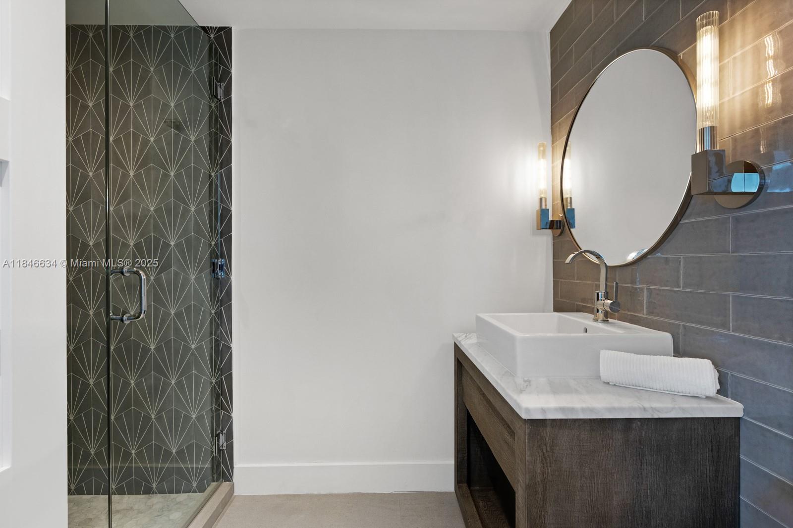 ONE OCEAN CONDO - Residential